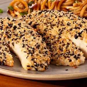 Entradas-Tiras de peixe em crosta de gergelim